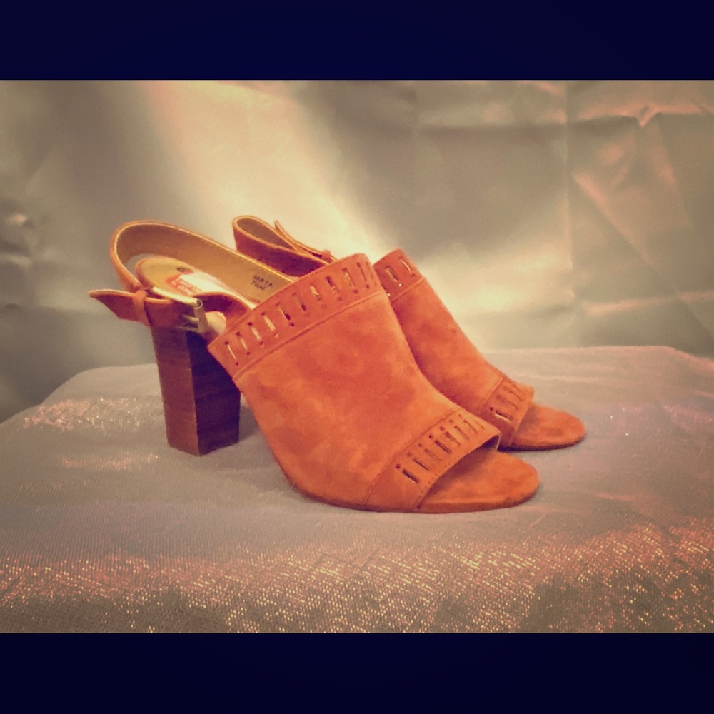Brand new suede rust clogs
